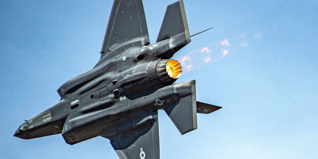 https://www.af.mil/About-Us/Fact-Sheets/Display/Article/478441/f-35a-lightning-ii/