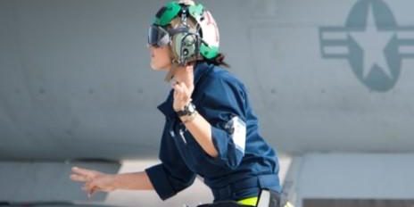 U.S. Navy photo (source: https://www.navair.navy.mil/news/Navy-field-new-hearing-protection-helmet-extreme-noise-environments-improving-safety-readiness).